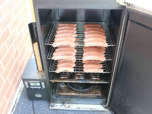 Italian-Sausages-in-the-Bradley-Smoker