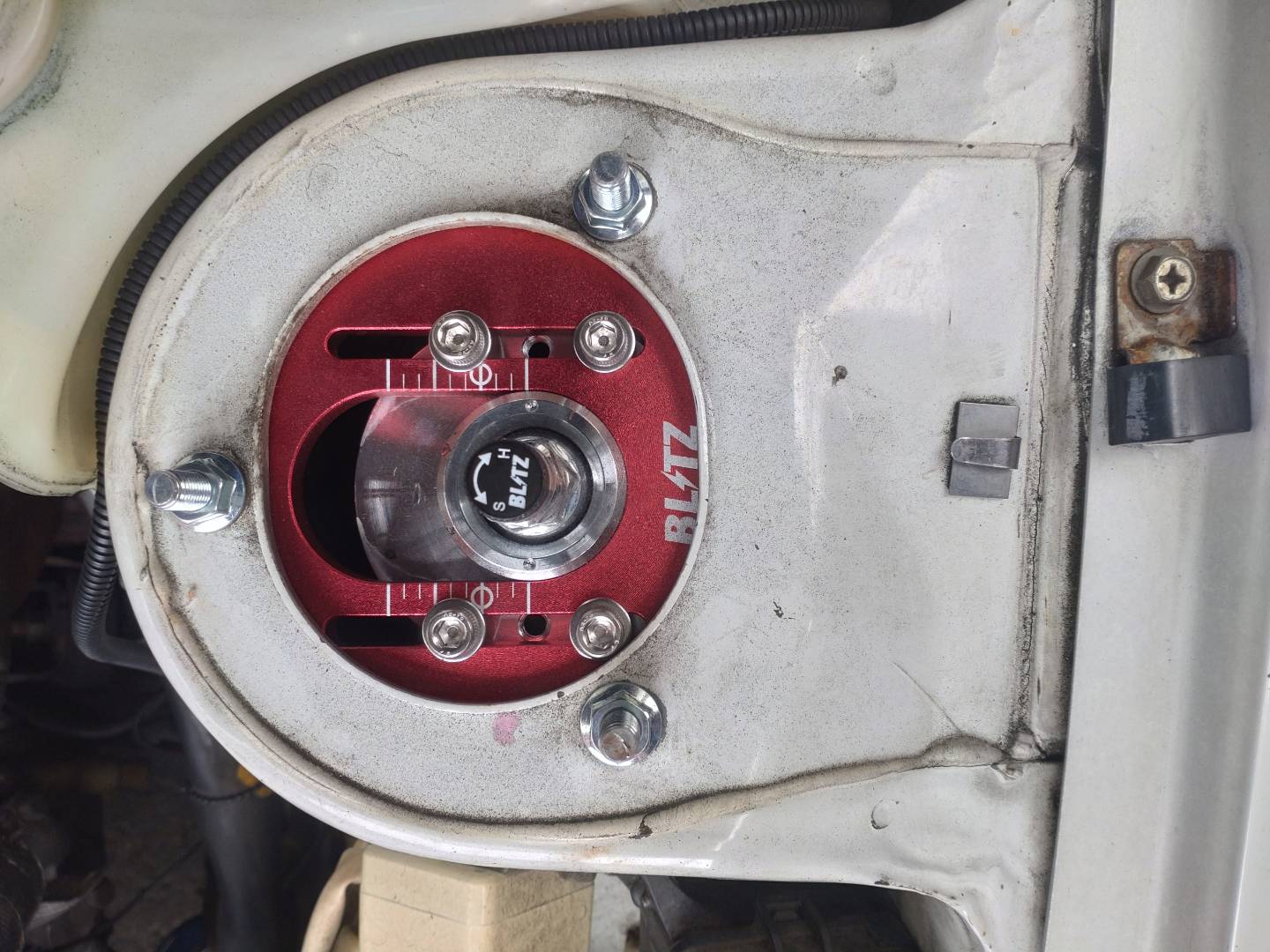 sketch-1765181532594